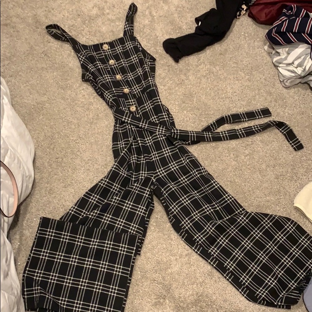 Black And White Comfy Jumpsuit